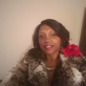 Meet your Posher, Denise